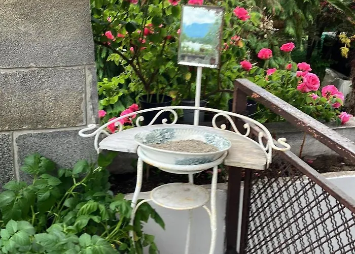 Semesterbostad Lake View *