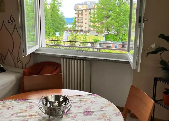 Semesterbostad Lake View *